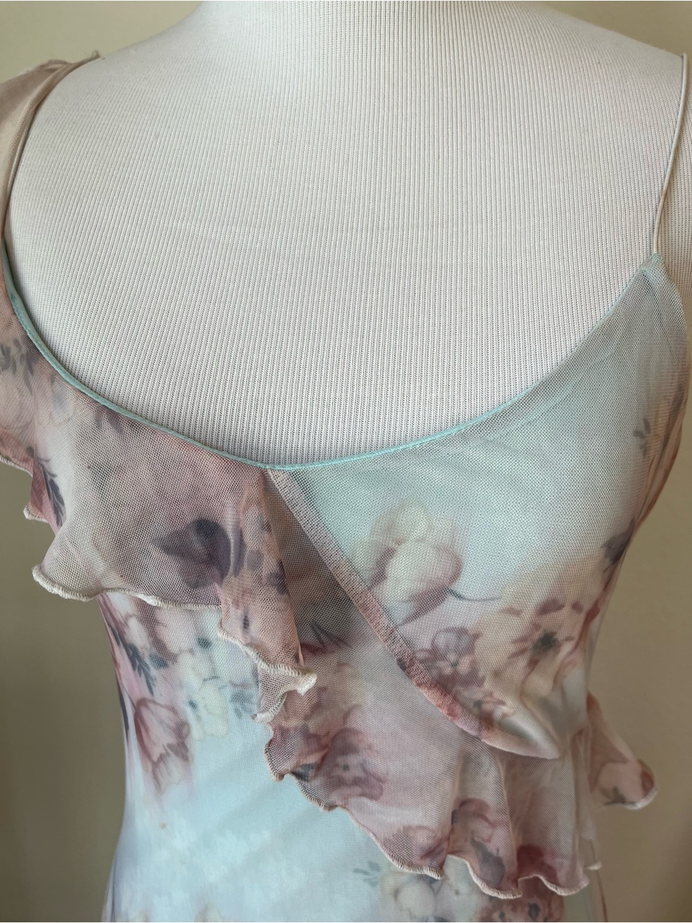 VTg Fairy Core Whimsical Dress Size S Water Color Maxi SPAIN rare 🍒 Floral - Picture 4 of 15